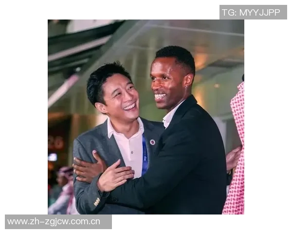 足球明星身着西装尽显风采与魅力在舞池中翩翩起舞的精彩瞬间